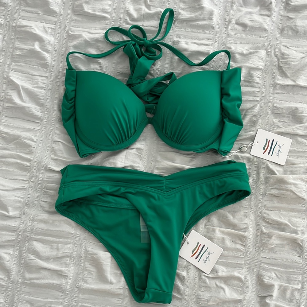 Green push-up bikini set